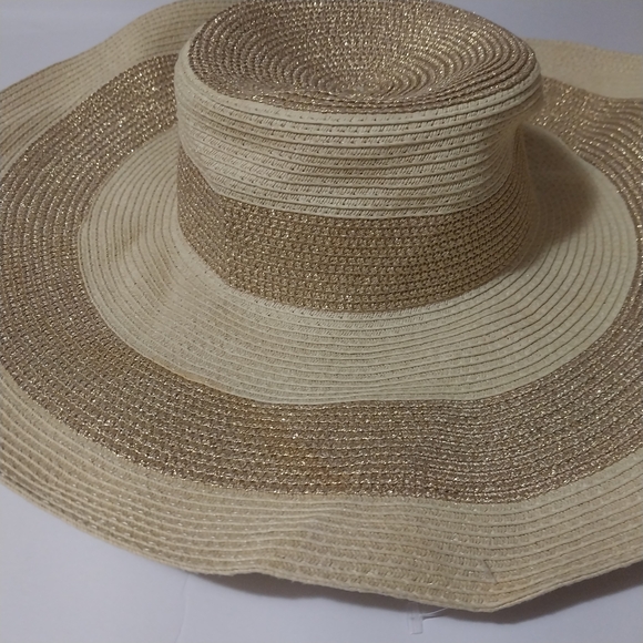 J. Crew NWOT Gold Striped Wide Brimmed Straw Hat  With Metallic Contrast - Picture 3 of 10